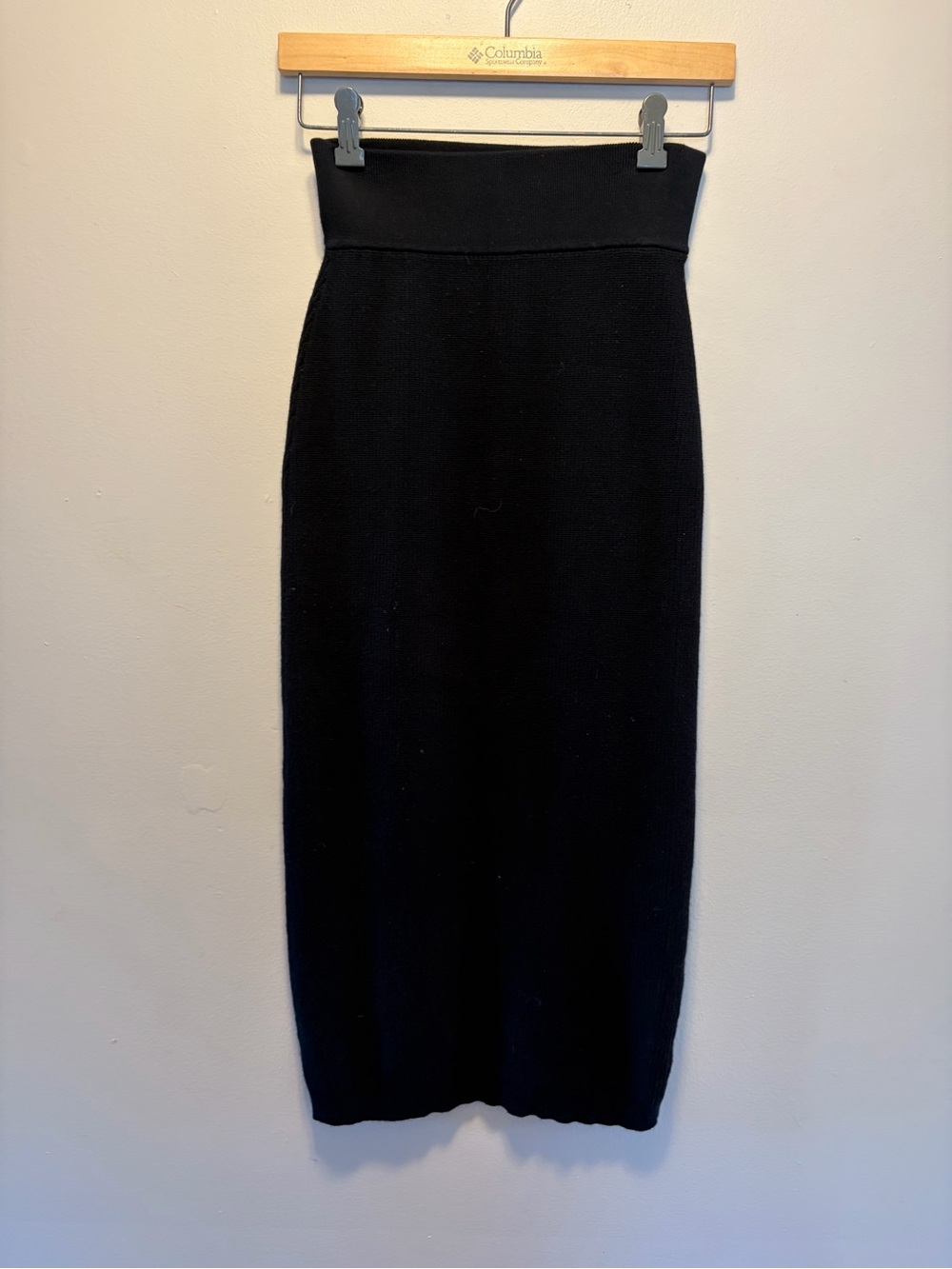 Wilfred Free Ribbed Midi Skirt Size Medium in Black